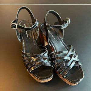 Christian de Riccio wood heel/ black heels